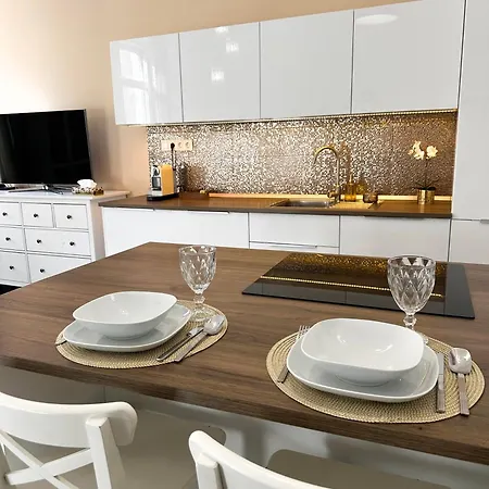 L&o Gold Apartment Debrecen